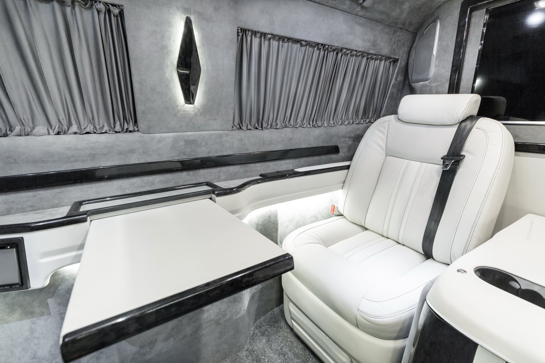 Ertex VIP armored cabin with executive seating