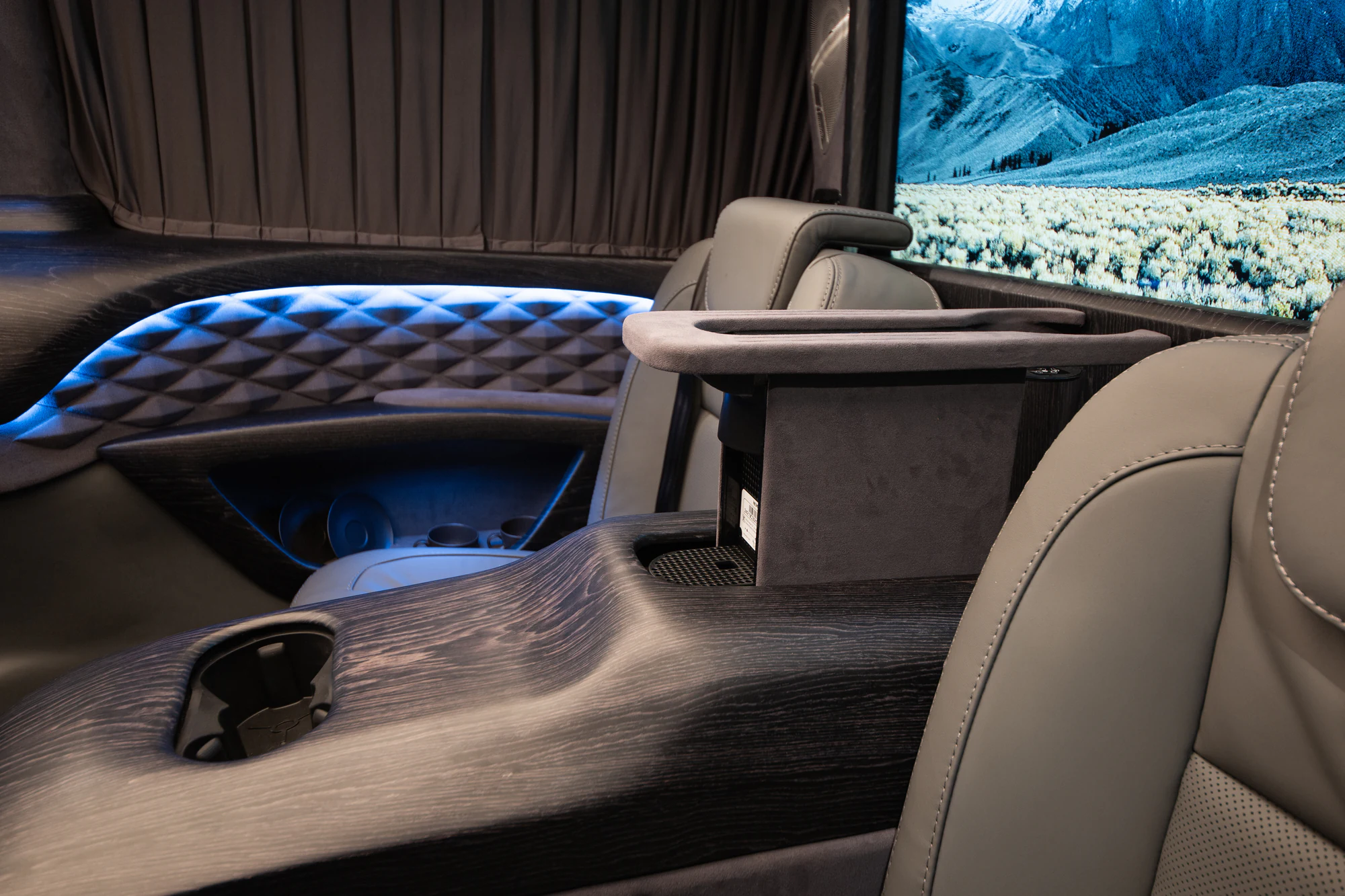 Concealed bespoke module for a Nespresso machine in an Ertex VIP vehicle